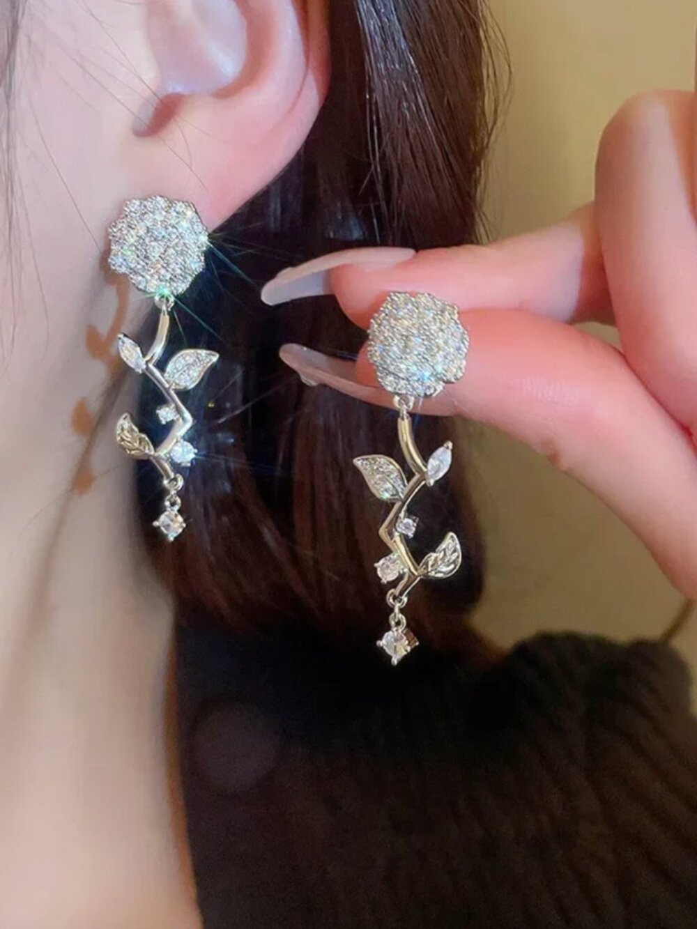 18k White Gold Diamond Flower Drop Earrings Dangle Earrings Rose Earrings